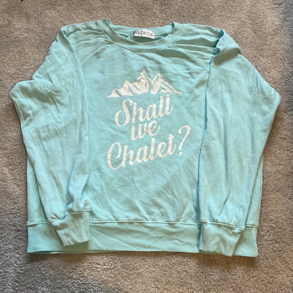 EUC wildfox “shall we chalet” crew neck sweatshirt